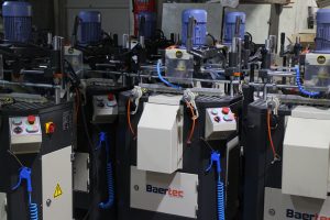 Maquinas automáticas de limpieza de esquinas CNC para perfiles de ventanas de pvc